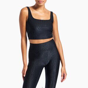 NWT Bandier Tempo Jacquard Crop Bra Top - DARK NAVY - Medium